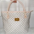 Bolsa Louis Vuitton 2 - R$ 130,00